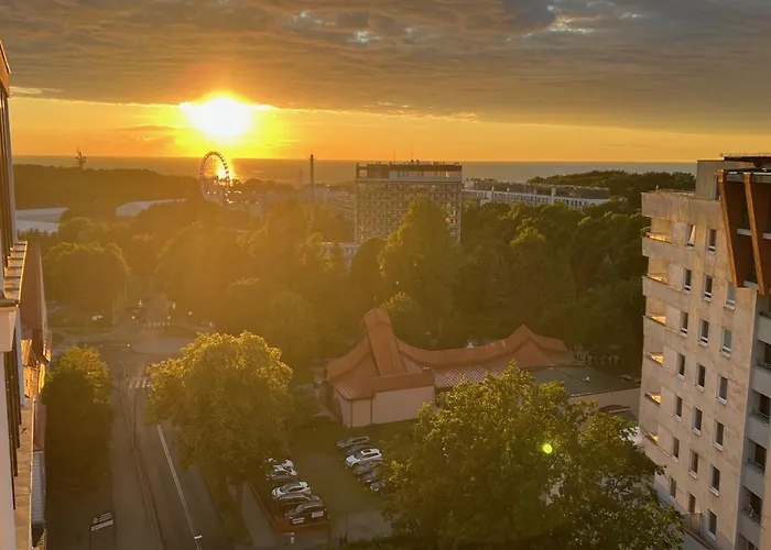 Portowa Z Widokiem Na Morze *