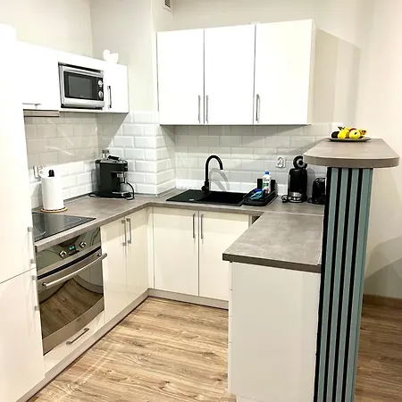 Portowa Z Widokiem Na Morze Kołobrzeg